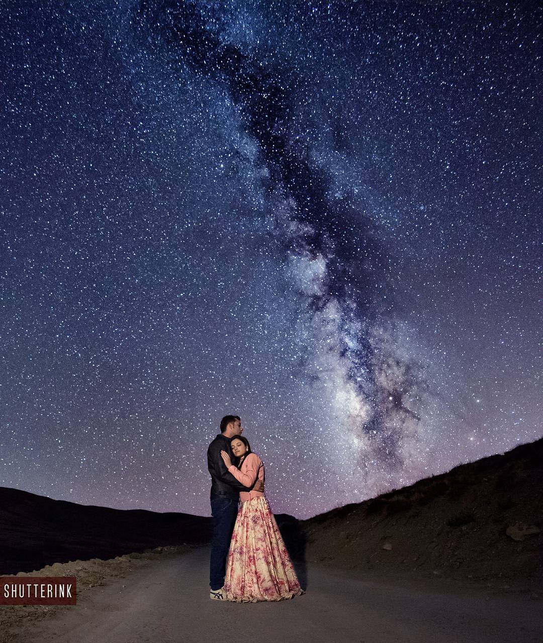 If Stargazing Is Your Thing! Fabulous Pre-Wedding Shoot Ideas for Every Kind Of Couple!