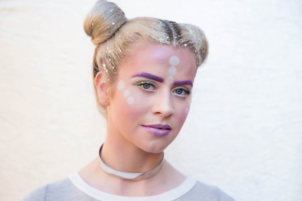 Glitter Roots DIY Glitter Fashion Trends To Try This Season