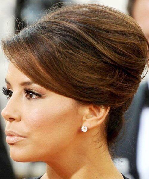 25 Perfect Hairstyles for Round Face Shape Female
