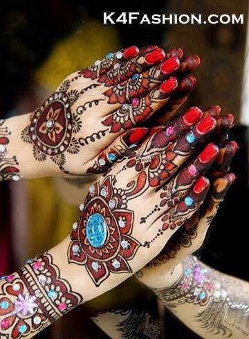 BEADED MEHANDI Mehndi Designs For Your Special Look (Complete Package)