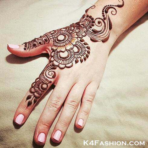 ASYMMETRICAL STYLE  Mehndi Designs For Your Special Look (Complete Package)