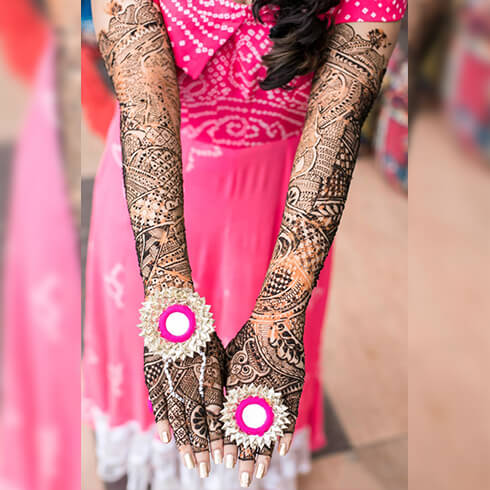 SHOULDER LENGTH HEAVY DESIGNS Mehndi Designs For Your Special Look (Complete Package)