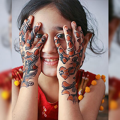 DESIGNS FOR KIDS  Mehndi Designs For Your Special Look (Complete Package)