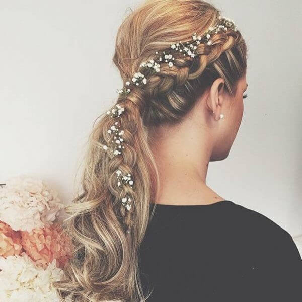 Dating Hairstyles: Grab Your Man’s Attention