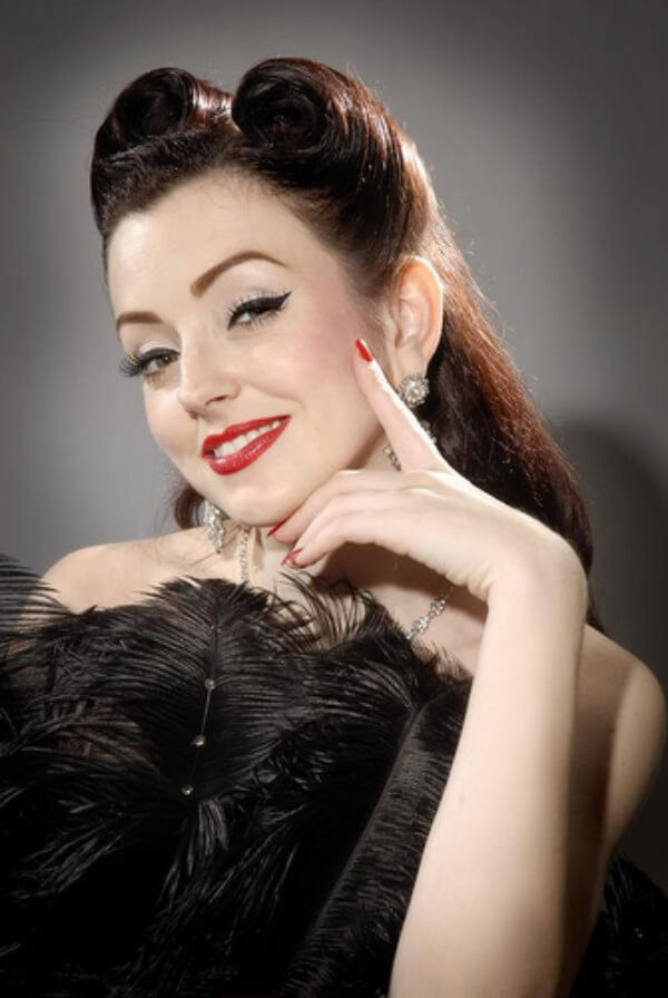 Let’s Recreate The Magic Of 40’s Hairstyles