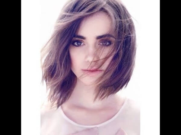 Women’s Hairstyle: Look Gorgeous Without Bangs