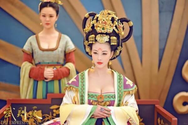 Traditional Tour Of Hairstyles From Around The World