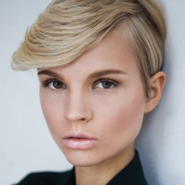 Women Short Haircut That Will Never Go Out of Style