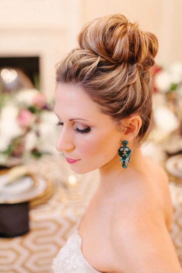 The Bundle Is For A Modest Bride Trending Bridal Hairstyles For Long & Short Hairs