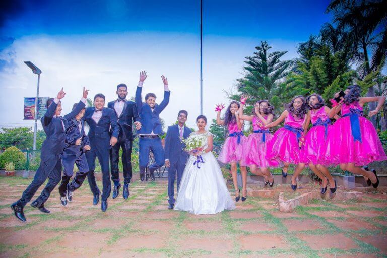 Fly high: Awesome Photoshoot Ideas for Bridesmaid & Groomsmen