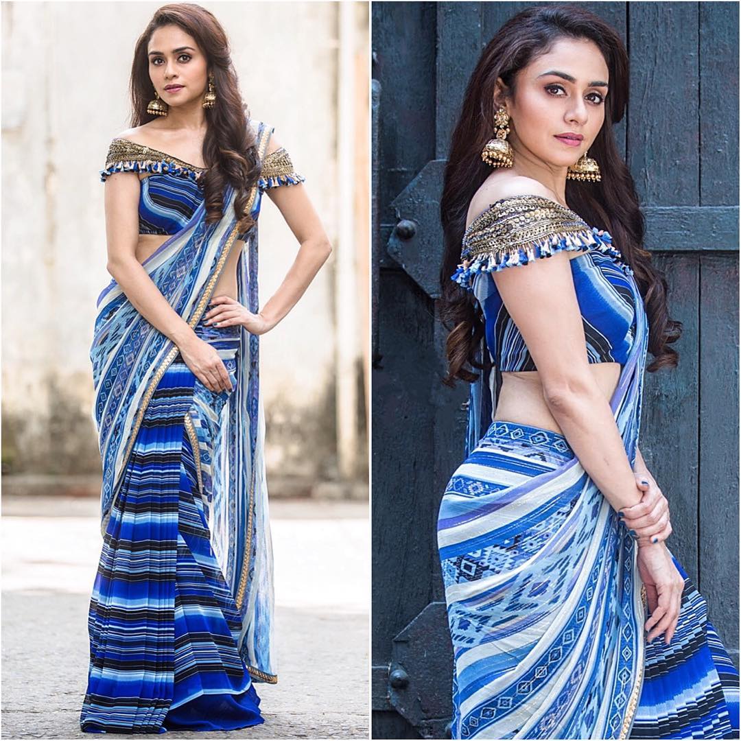 Amruta Khanvilkar in striped saree:Hot Looks of Bollywood Actresses in Sarees