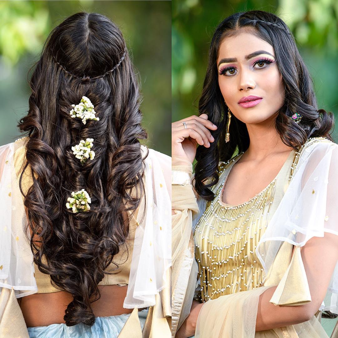 Minimalsistic: Floral hairstyles for Haldi and Mehendi Ceremonies!a