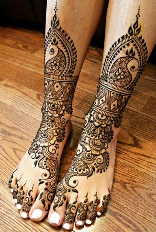 simple Bridal Henna Mehandi Designs for Legs