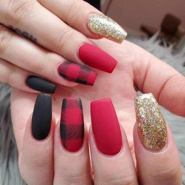 Red, black and golden glitter nail art for girls Matte Nail Art Designs - Nail Polish Ideas for Stylish Look