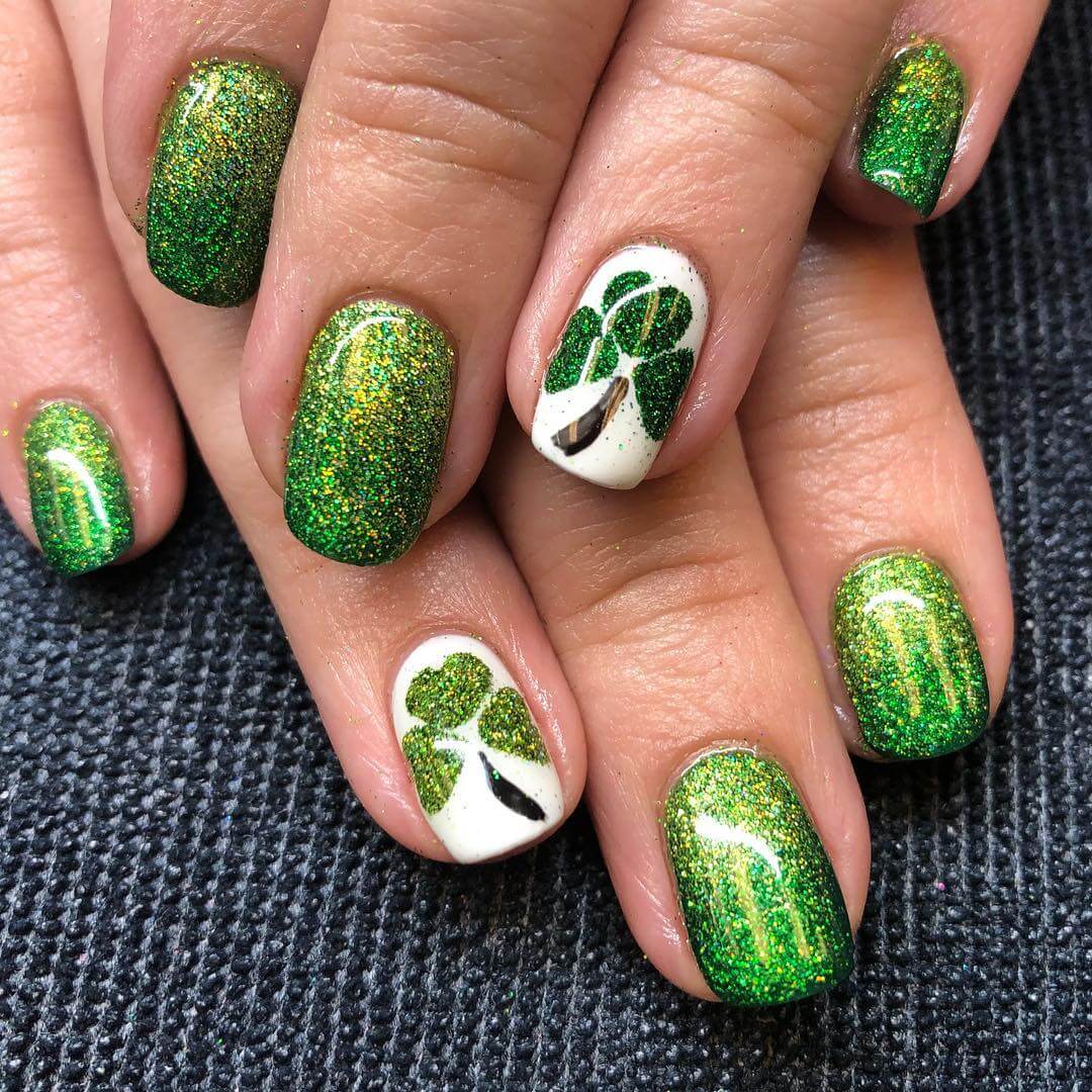 The glittered nail effect St. Patrick's Day Nail designs