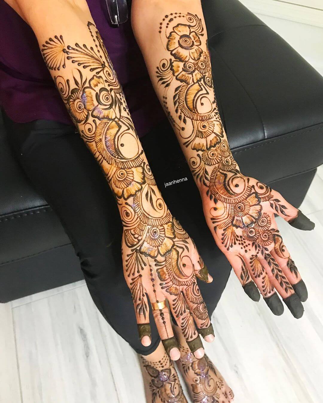 The Pro-Arabic Smasher Shaded Mehndi Designs for Front Hand