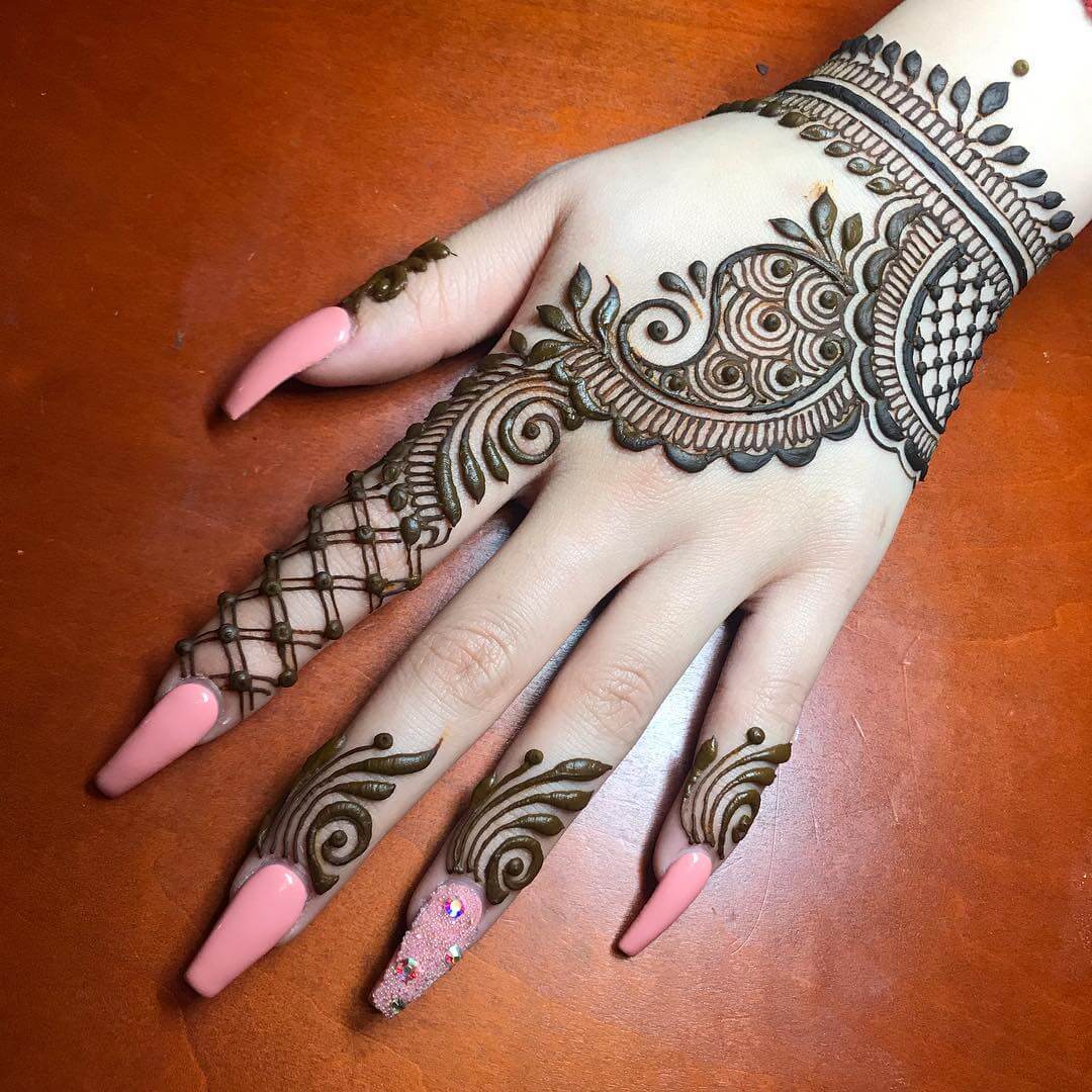 A Beauteous Design Simple Arabic Mehndi Designs for Left Hand
