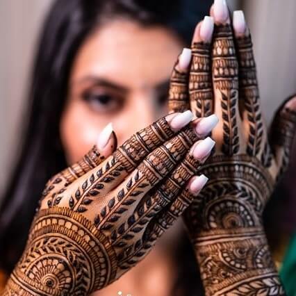 Mystifying Vines Bridal Back Hand Mehndi Design