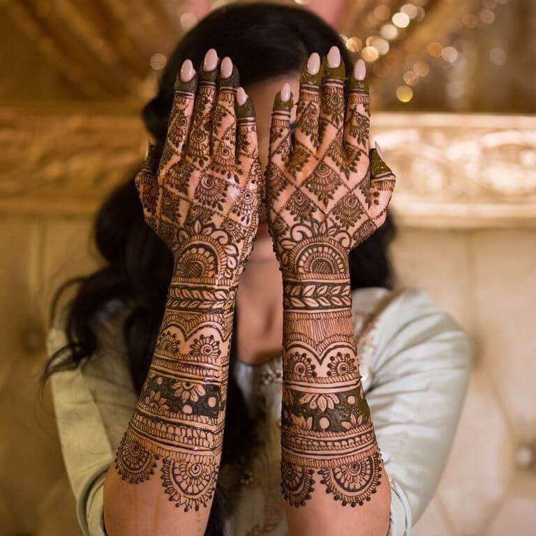 Chequered Bridal Back Hand Mehndi Design