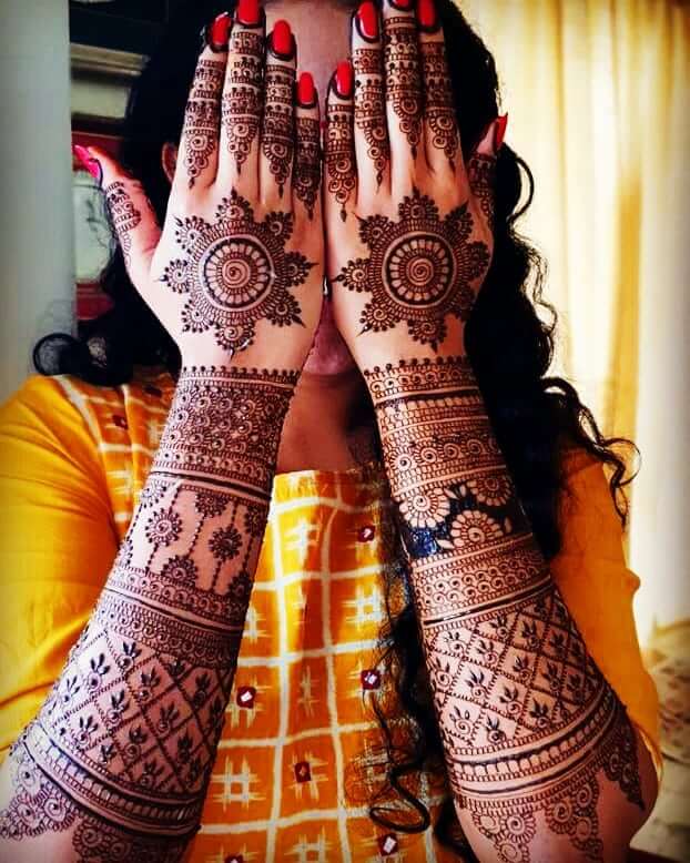 Total Hand Front Matrimonial Mehndi Art