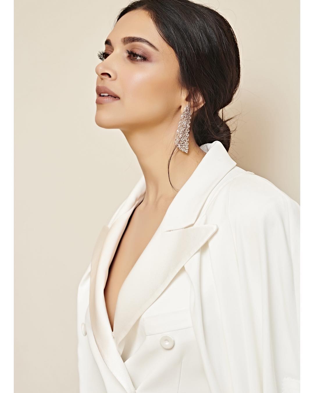  Deepika Padukone’s silver studded earrings