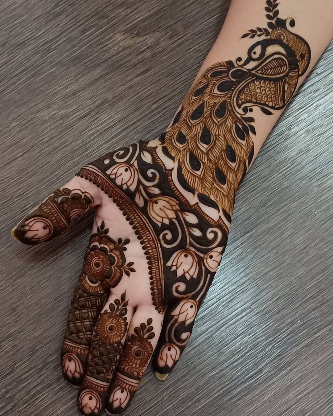 peacock mehndi design for back hand - mehndi designs easy and beautiful  step by step 2020 - YouTube