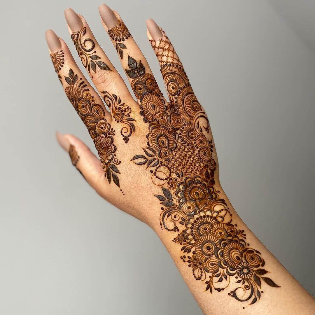Latest Arabic Mehndi Designs Henna Trends 2022-2023 Collection | Mehndi  design photos, Latest arabic mehndi designs, Mehndi designs