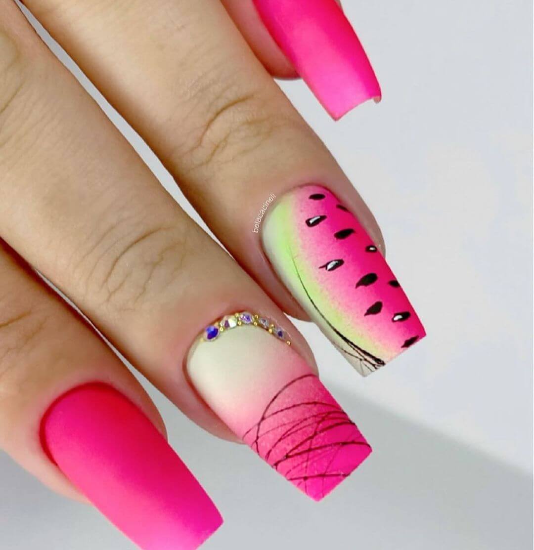 Airbrush Nail Art Designs Airbrush nail art design in deep pink and yellow hue