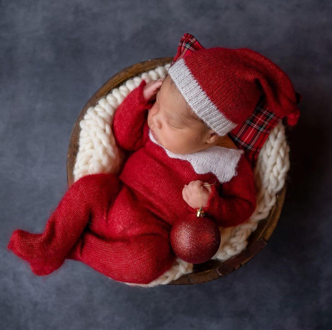 Christmas Photoshoot Ideas for Your Baby Your Baby Is Your Santa!