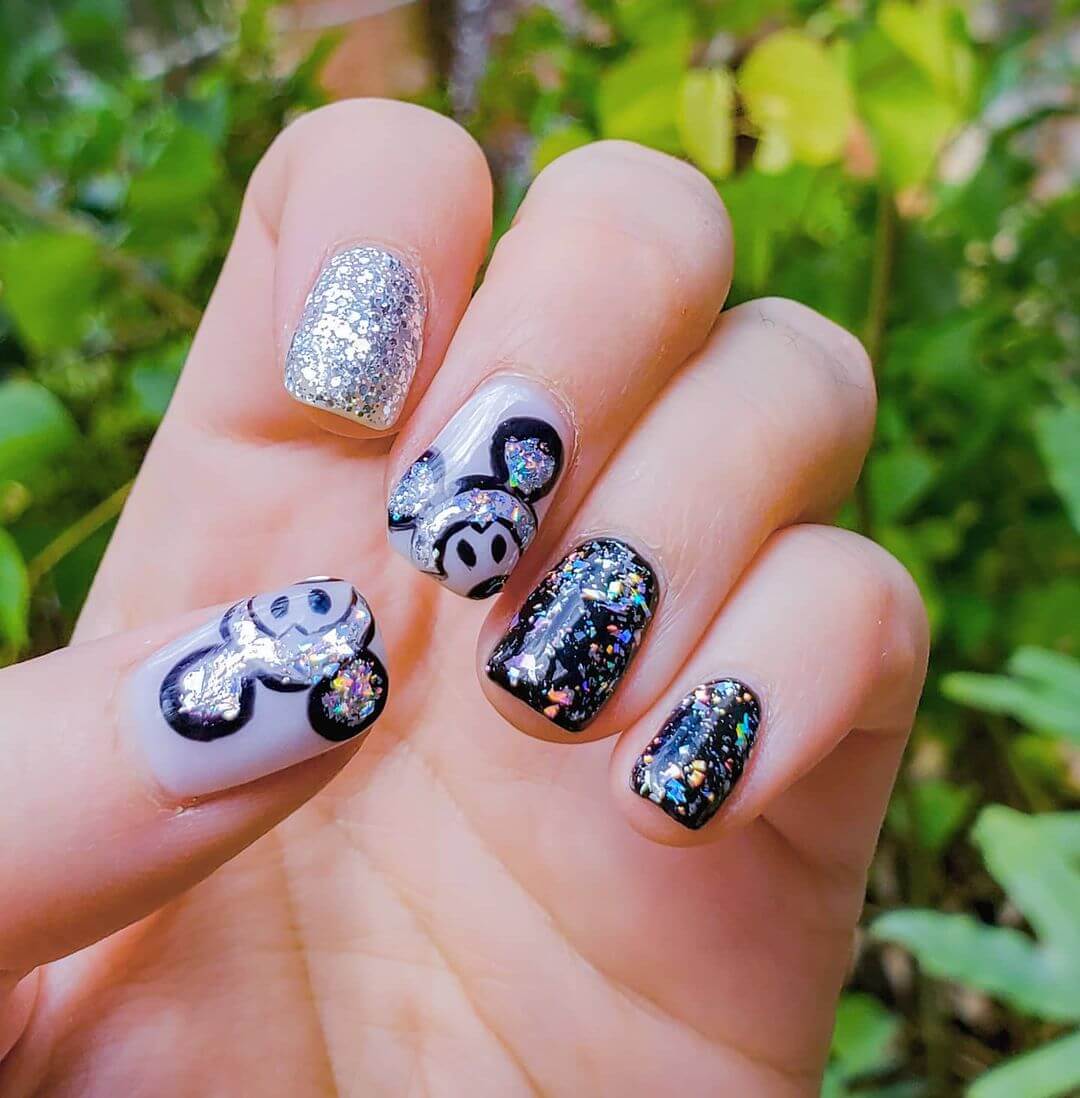 Disney Nail Art Designs Mickey the mouse in emo style