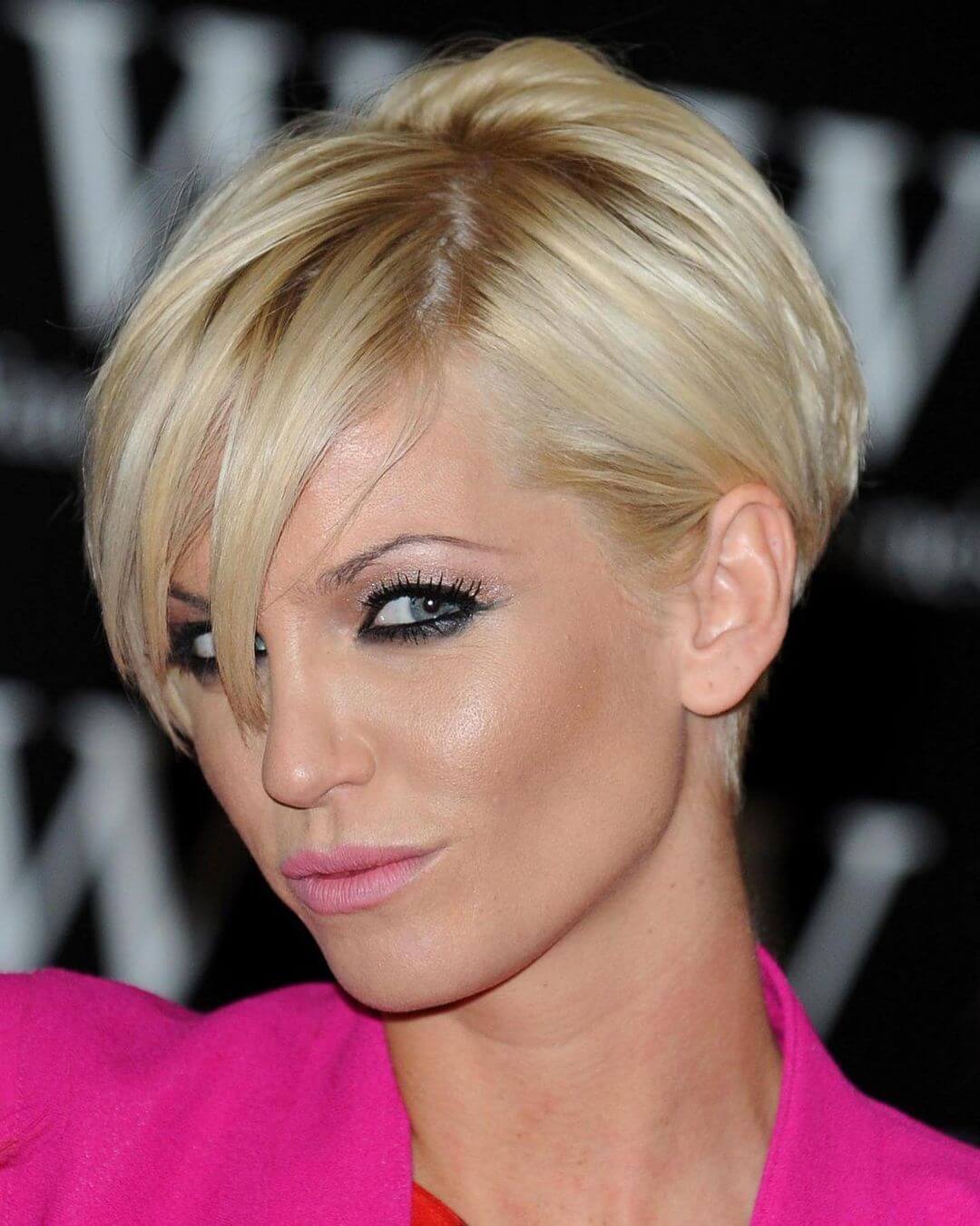 Ear Length Hairstyle for Women Angled undercut hairstyle