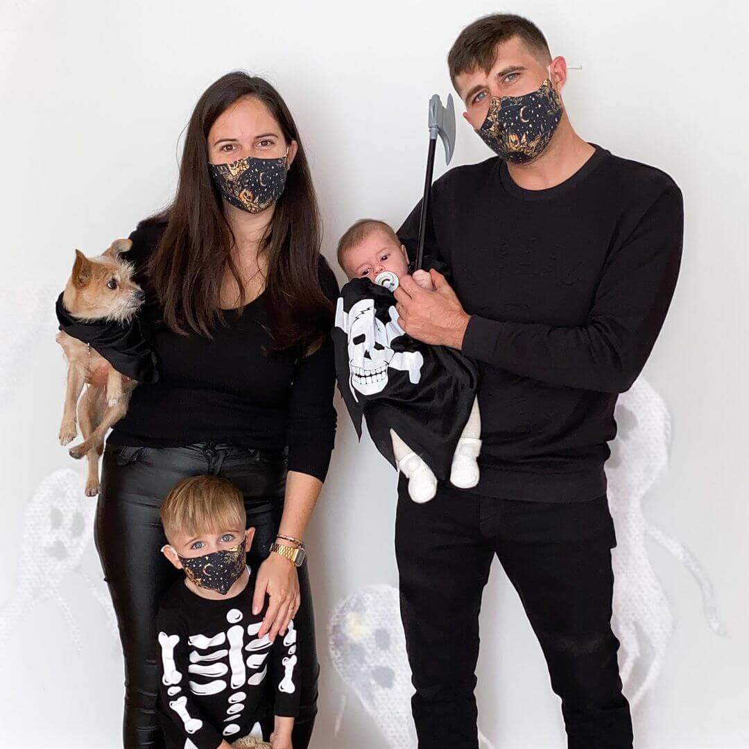 Family Halloween Photoshoot Idea