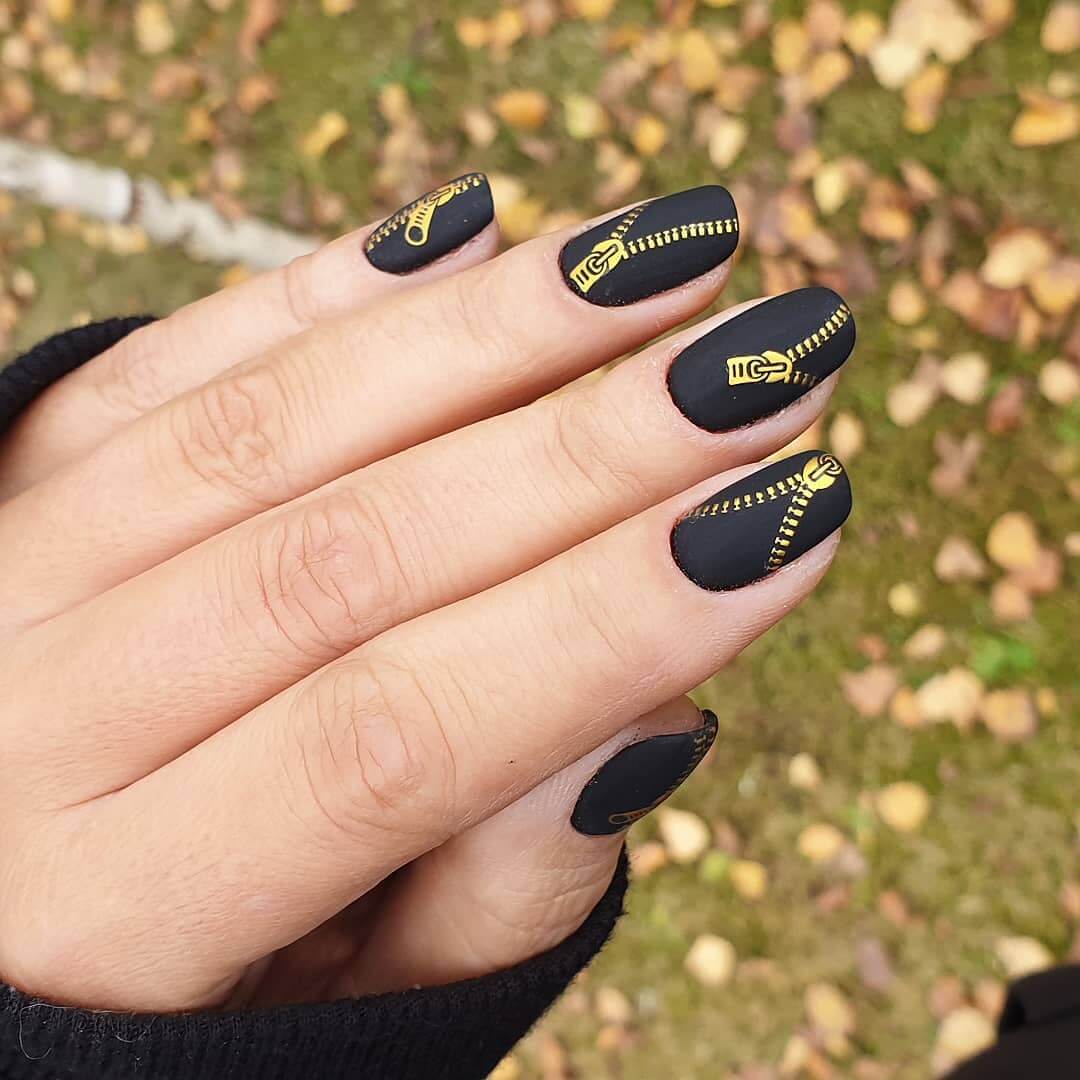 Jeans and Zipper Nail Art Back In Black