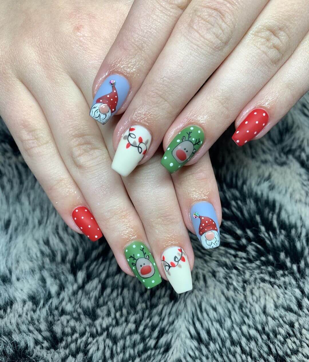 Colorful nails this Christmas