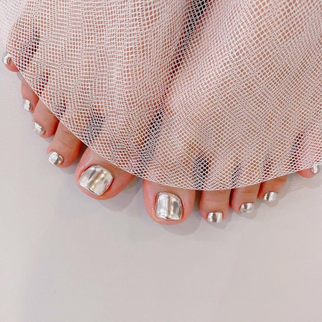 Silver toe nail art design
