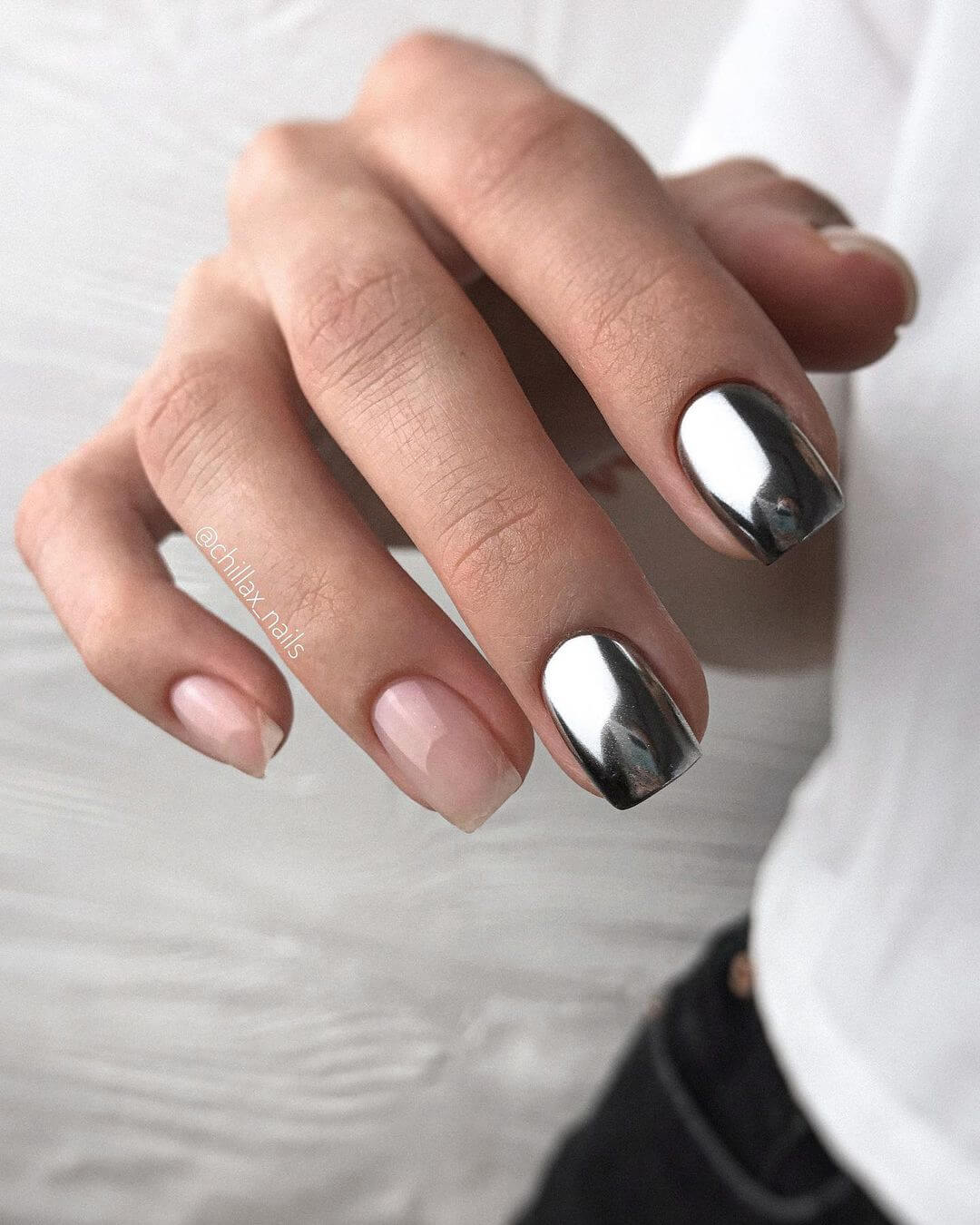 Silver Nail Art Designs Simplest shiny silver nail art design