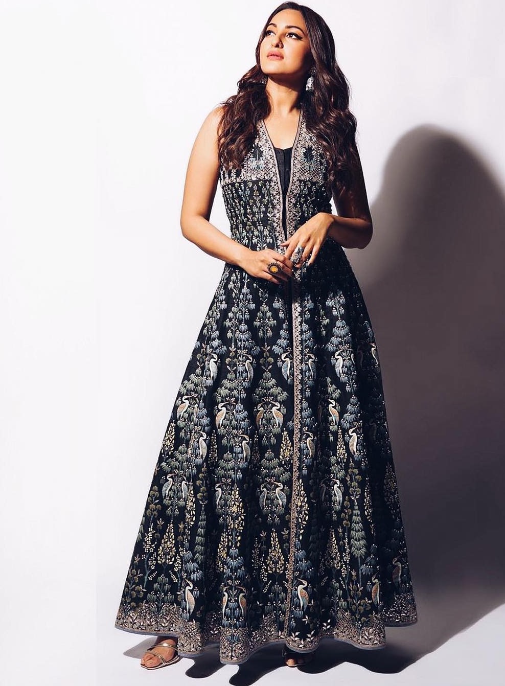 Designer Anarkali Suit In Black Sonakshi Sinha's Dresses, Sarees, Lehenga, Jewellery & More