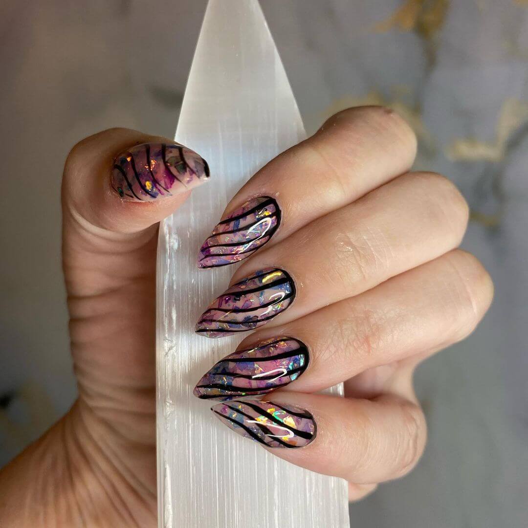 Tempting nailart to steal your heart