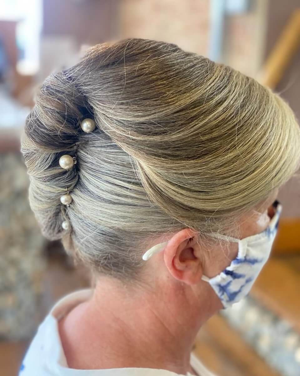 Unique bun hairstyle for your gown!