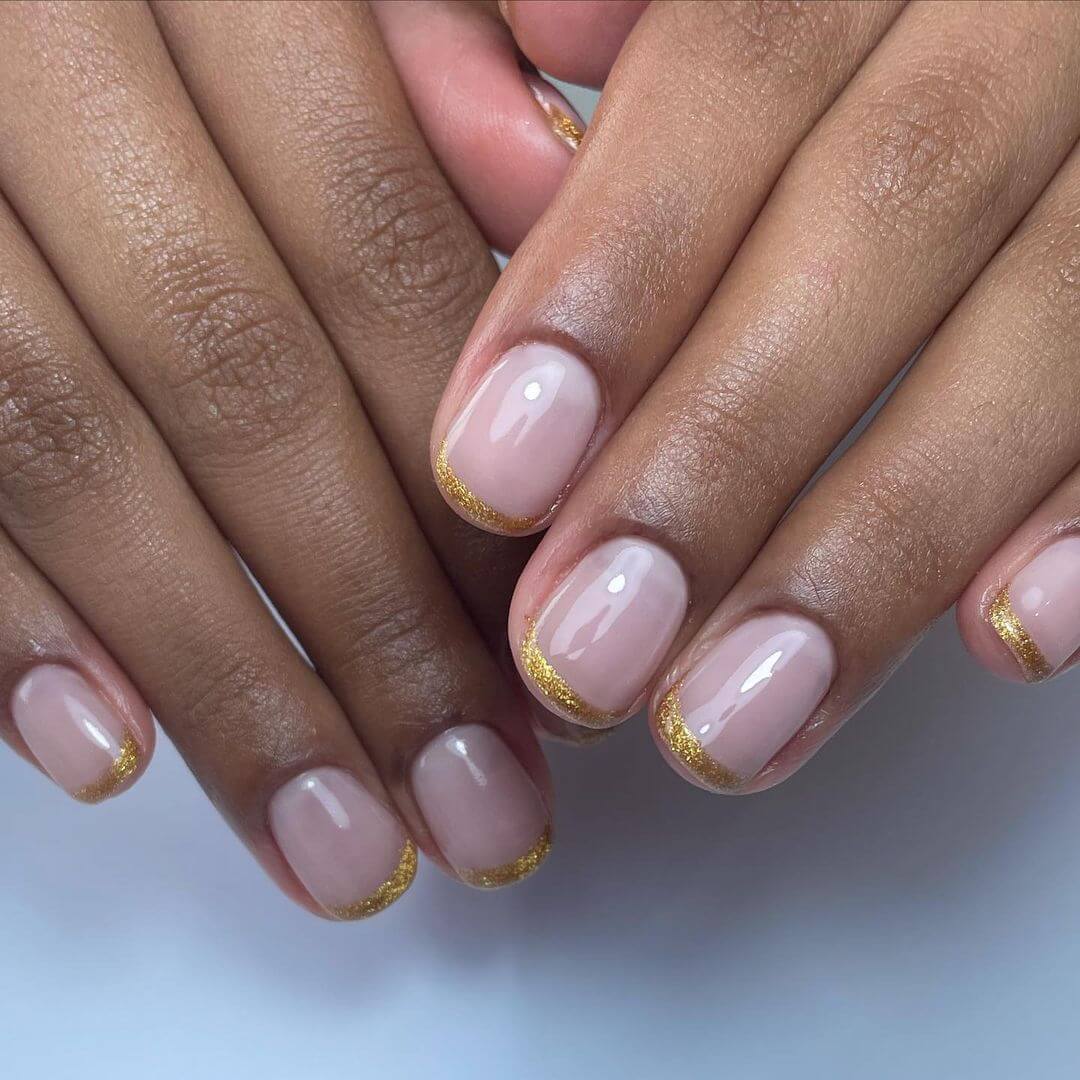 Nail transition with gold nail art designs!