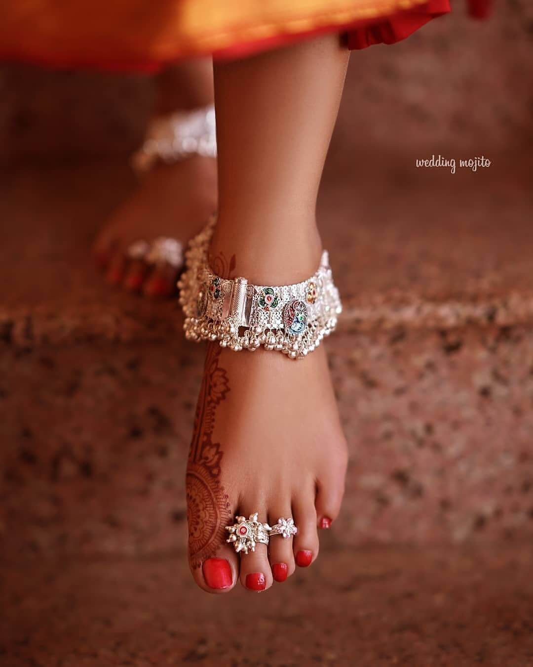 Indian Bridal Payal Design Bright Silver Segmented Silver Anklets With Ghungroo