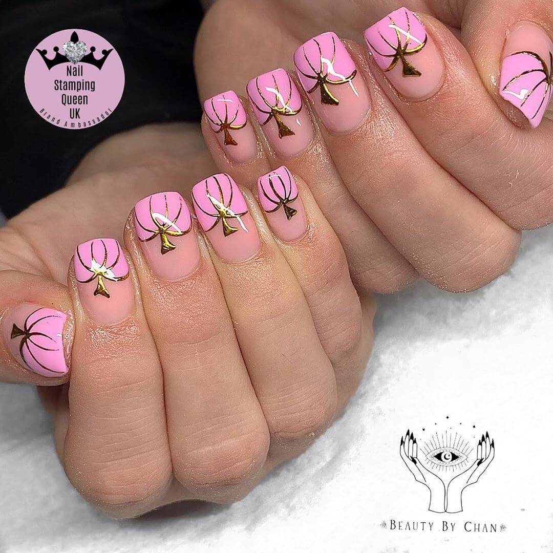 Girly Pumpkin Nail Art - Pink Nails