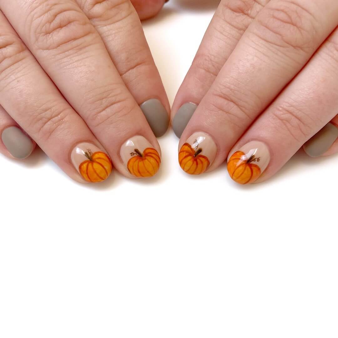 Heirloom Pumpkin Nail Art Design