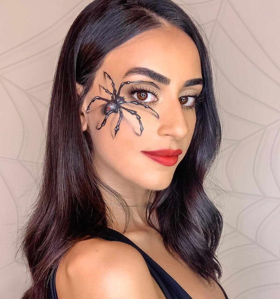 Make a 3D Halloween makeup effect look