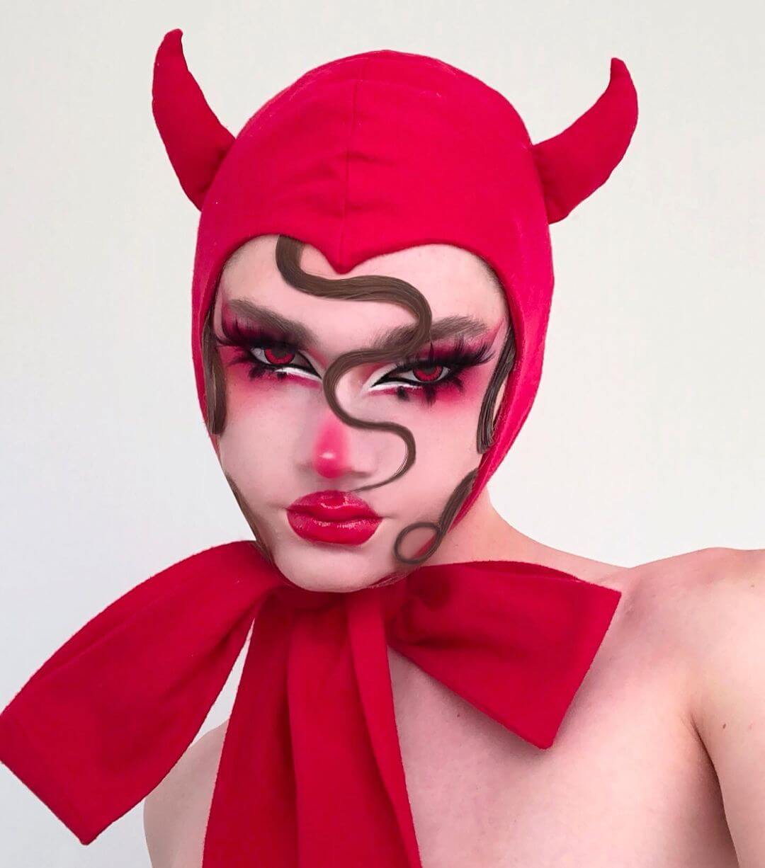 Women's Halloween Makeup And the vintage Halloween devil makes an appearance!