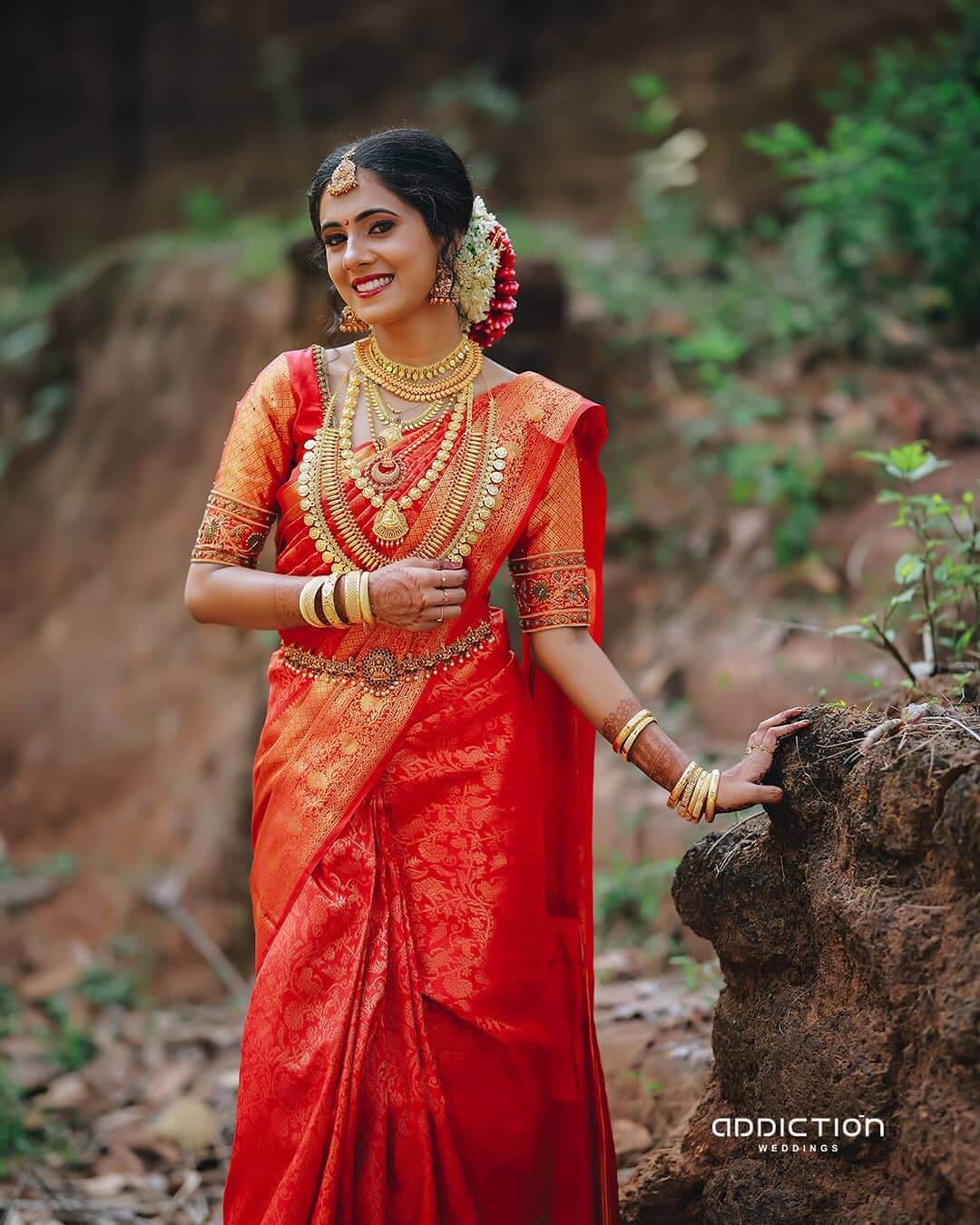 The red magic on the South Indian wedding saree