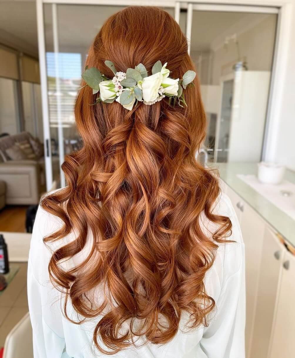 Western wedding bridal hairstyles Half Up Bridal Hairstyle - Soft Bridal Curls