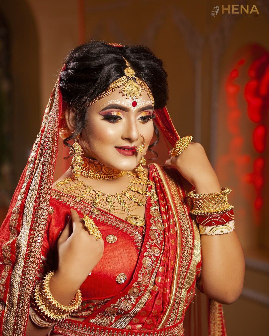 Bengali Bridal Jewellery Set Another sparkly Bengali bridal jewellery set