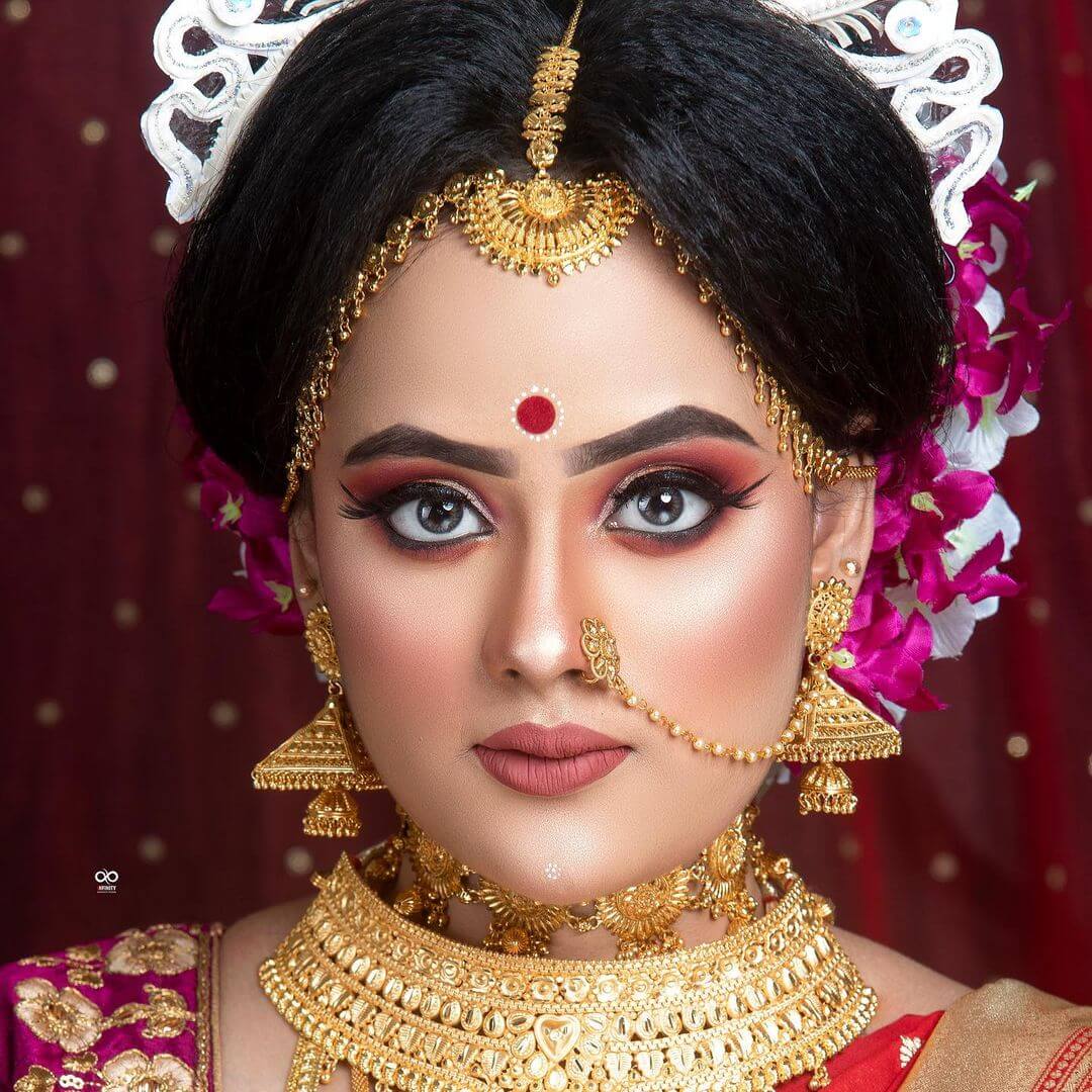 Bengali Bridal Makeup Dark Nude Makeup Look