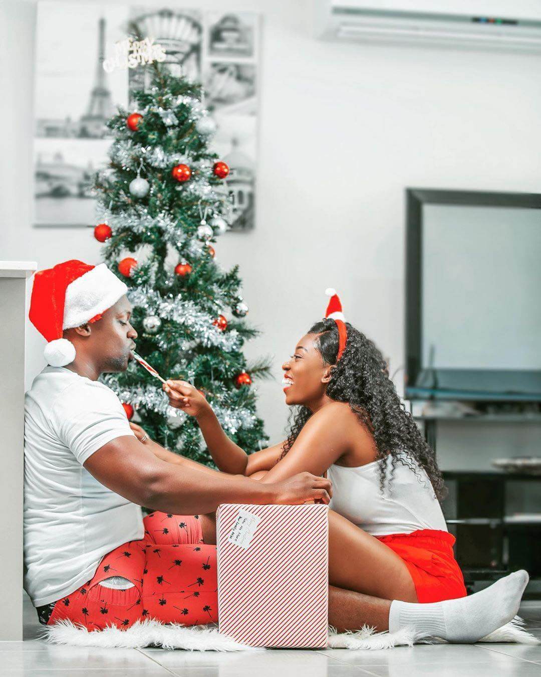 Christmas Photoshoot Ideas for Couple Happy Candids With Better Half
